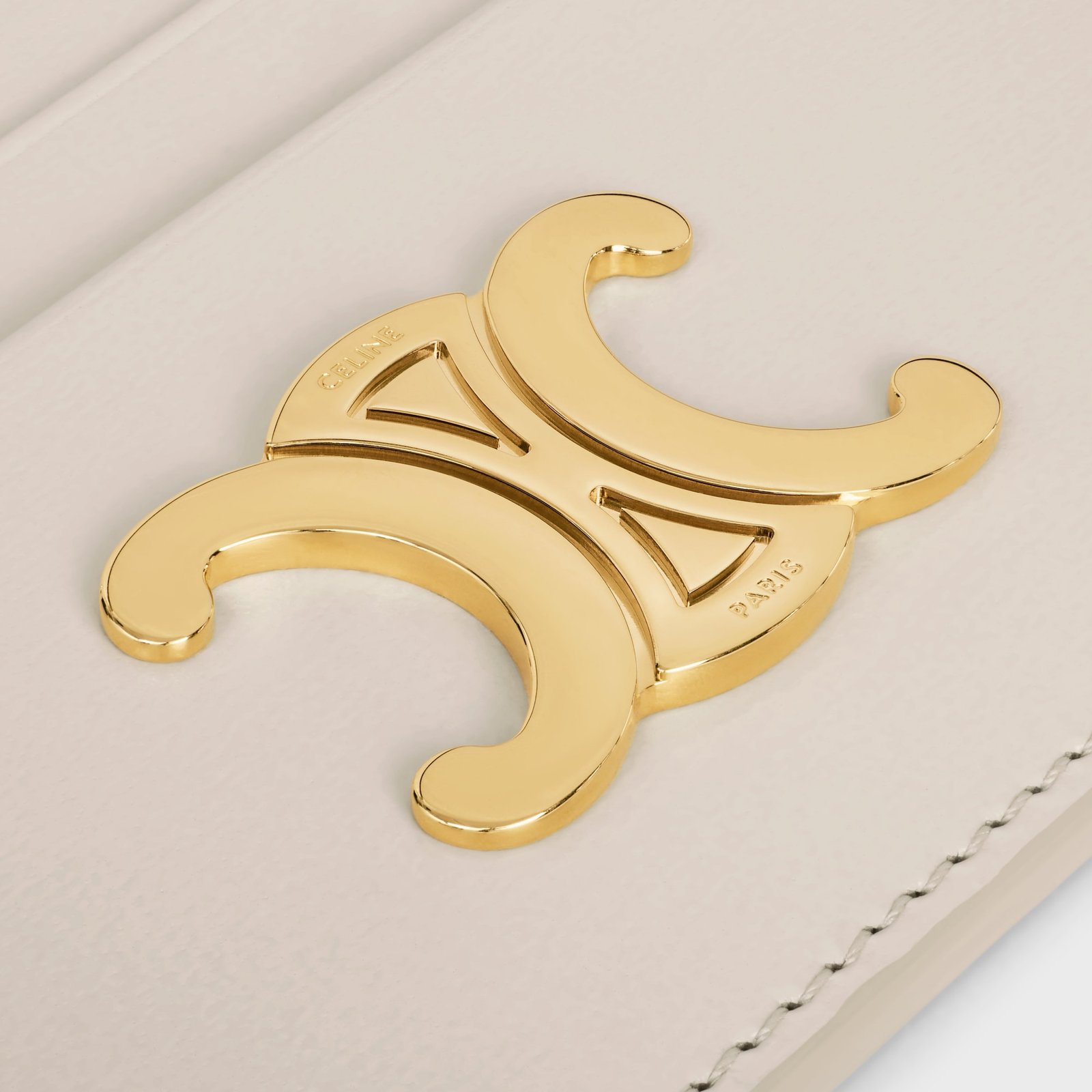 GET THE LATEST NEWS ABOUT CELINE PALE BEIGE - Image 4